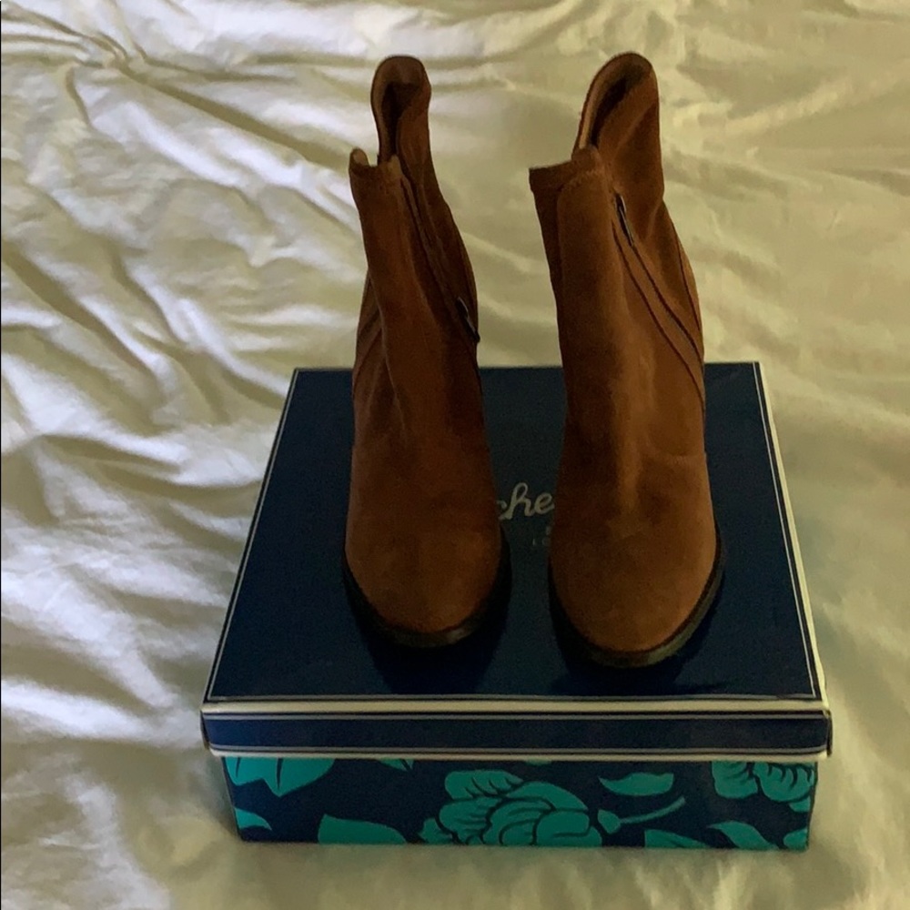 Seychelles brown suede boots